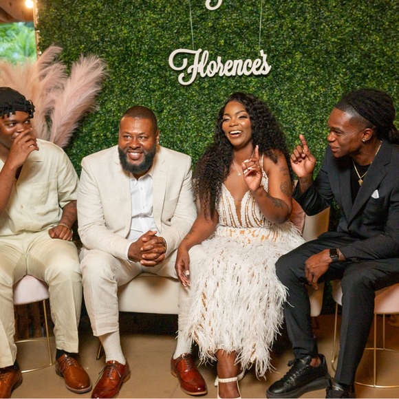 Portia and scarlett white feather dress. - Picture 6 of 9